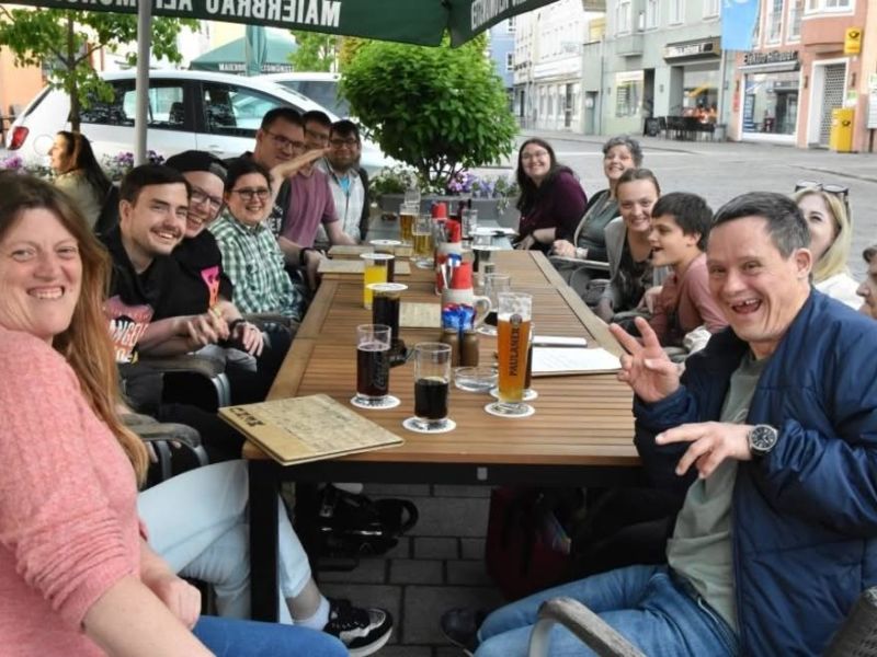 Dekoratives Bild eines Instagram Posts der Offenen Hilfen