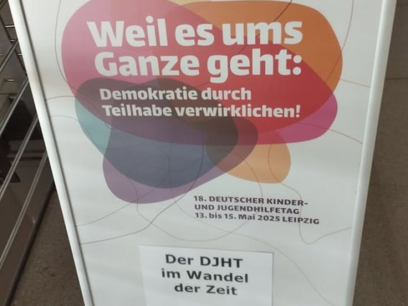 Dekoratives Bild eines Instagram Posts der Offenen Hilfen